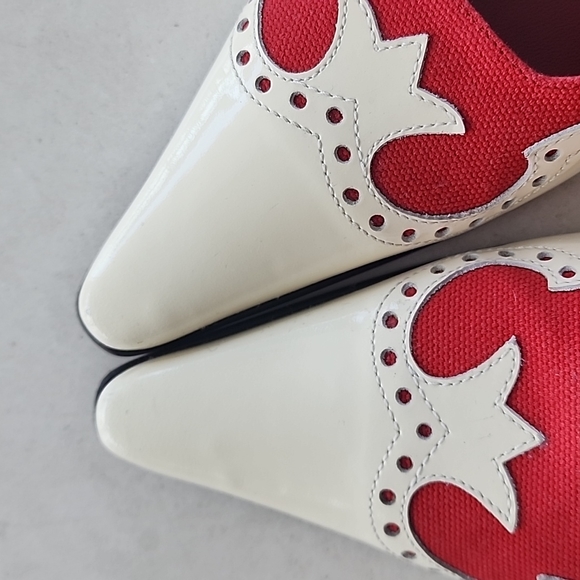 Escada shoes 71/2 - Picture 6 of 7